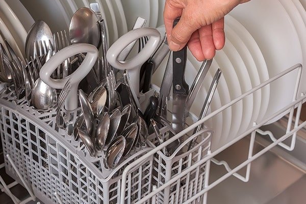 Things You Shouldn't Put in the Dishwasher